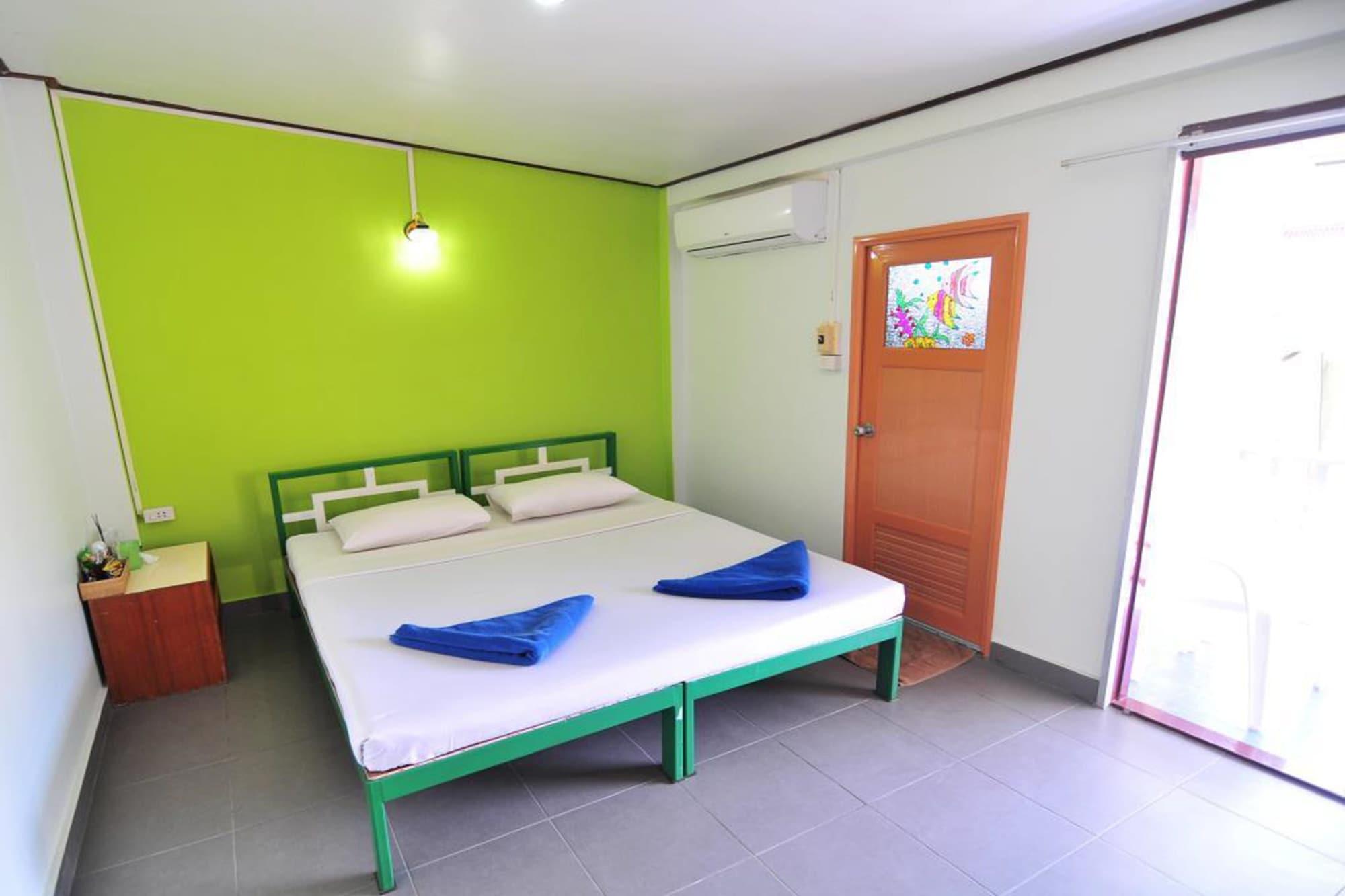 Phi Phi Inn Экстерьер фото