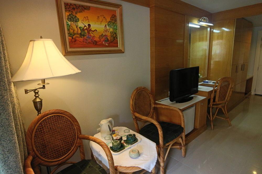 Phi Phi Inn Экстерьер фото